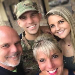 Meet your Posher, Liz